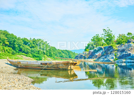 秩父　長瀞渓谷　夏の風景 128015160