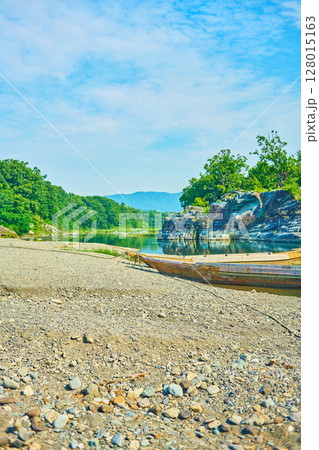 秩父　長瀞渓谷　夏の風景 128015163