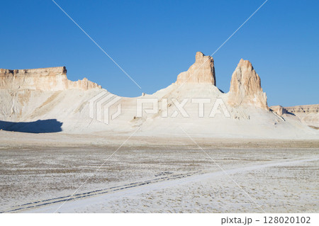 Rock pinnacles in Bozzhira valley view, Kazakhstan 128020102