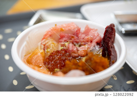 日本の北海道のとても美味しい食べ物 日本の北海道のとても美味しい食べ物 128022092