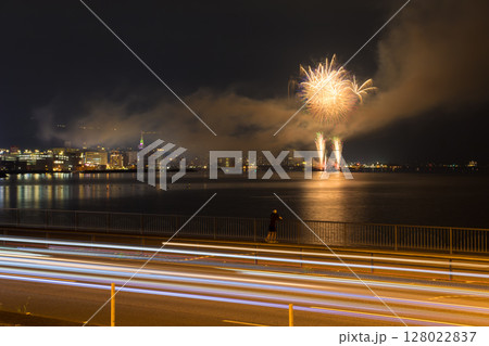 別府の夏花火（大分県別府市） 128022837