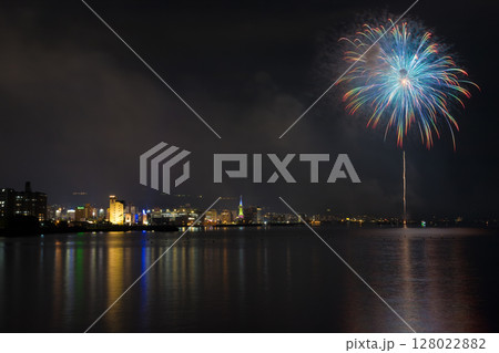 別府の夏花火（大分県別府市） 128022882