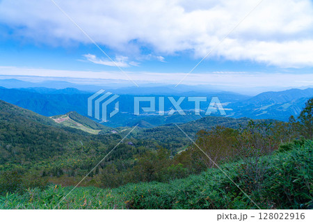 【山岳素材】初秋の頃の天狗原と雲海【長野県】 【山岳素材】初秋の頃の天狗原と雲海【長野県】 128022916
