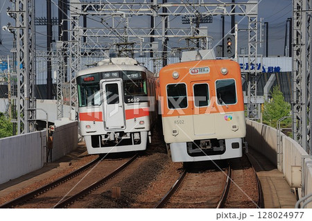 【山陽電鉄・阪神】5000系 直通特急と8000系 特急（阪神本線：大物駅） 128024977