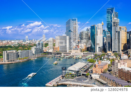 シドニー　サーキュラー・キーとシティセンターの高層ビル 128024978