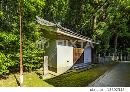 宇和島　和霊神社　神輿庫　愛媛県宇和島市 128025124