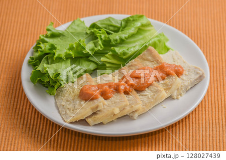 蒸し豚にピリ辛みそダレ 蒸し豚にピリ辛みそダレ 128027439