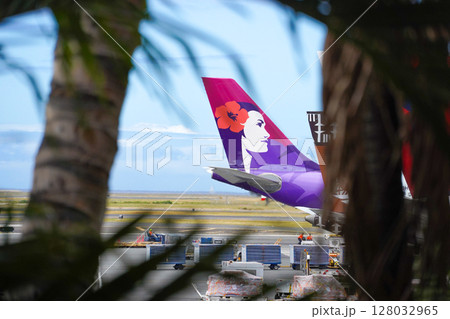 ハワイ ホノルル空港 ハワイアン航空 ハワイ ホノルル空港 ハワイアン航空 128032965