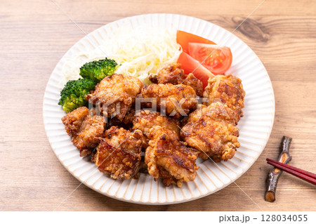 鶏ももの唐揚げ(醤油こうじ味) 鶏ももの唐揚げ(醤油こうじ味) 128034055