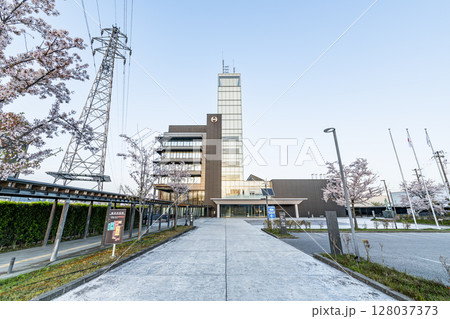 滋賀県長浜市　長浜市役所 128037373
