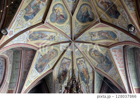 Frescoes on the ceiling of Parish church in St. Wolfgang on Wolfgangsee in Austria 128037866