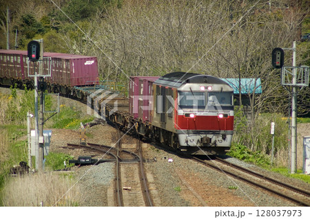 北海道の貨物列車 128037973