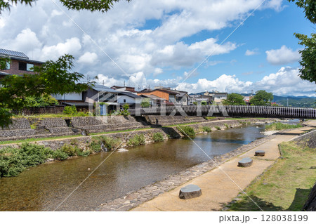 Gyojin Bridge crossing the Miyagawa River in Takayama, Japan Gyojin Bridge crossing the Miyagawa River in Takayama, Japan 128038199
