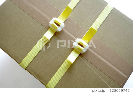 梱包バンド 梱包用テープ 梱包材料 ダンボール  PPバンド 発送 128039743