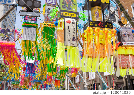 平塚市最大のお祭り　湘南ひらつか七夕まつり 128041029