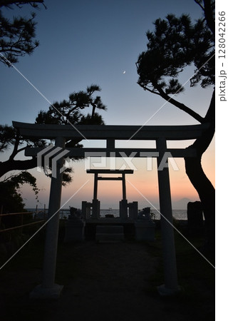 森戸神社の鳥居 128042266