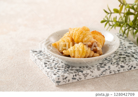 クロワッサン ミニ 小型 128042709
