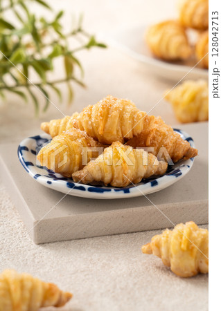 クロワッサン ミニ 小型 128042713