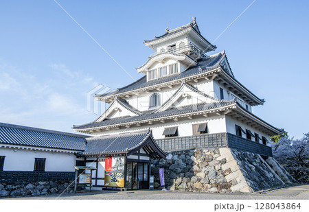 滋賀県長浜市　長浜城（長浜城歴史博物館） 128043864