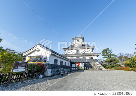 滋賀県長浜市　長浜城（長浜城歴史博物館） 128043869
