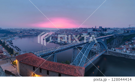 Day to Night view of the historic city of Porto, Portugal timelapse with the Dom Luiz bridge Day to Night view of the historic city of Porto, Portugal timelapse with the Dom Luiz bridge 128044414