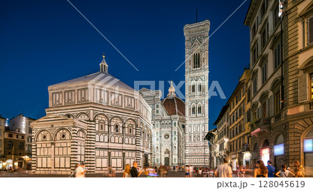 Basilica di Santa Maria del Fiore and Baptistery San Giovanni in Florence day to night timelapse 128045619