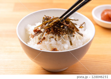 だし昆布のふりかけご飯 だし昆布のふりかけご飯 128046231