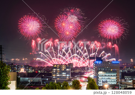 《東京都》東京競馬場花火・2025 128048059