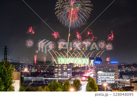 《東京都》東京競馬場花火・2025 128048095