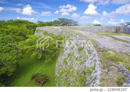 世界遺産・座喜味城 世界遺産・座喜味城 128048197