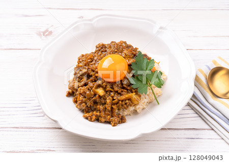 キーマカレー(玄米ごはん) キーマカレー(玄米ごはん) 128049043