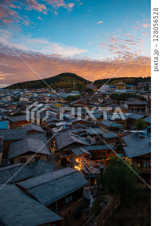Vibrant Sunset Over Dukezong Ancient Town in Shangri-La, China Vibrant Sunset Over Dukezong Ancient Town in Shangri-La, China 128056528