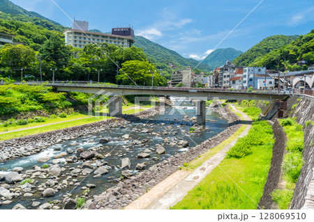 《神奈川県》箱根湯本・温泉街 《神奈川県》箱根湯本・温泉街 128069510