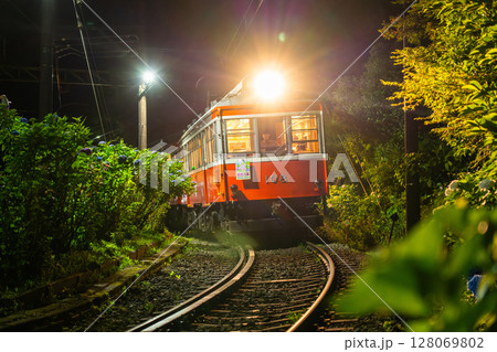 《神奈川県》あじさい電車・箱根登山鉄道 128069802