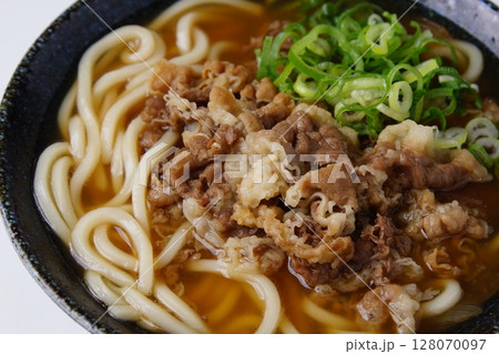 肉うどん 128070097