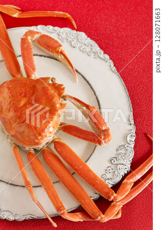 松葉ガニ　ズワイガニ 128071663