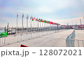 大阪関西万博2025 東ゲートの国旗 128072021