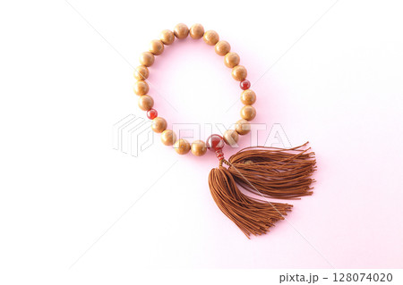 数珠の単品撮影 128074020