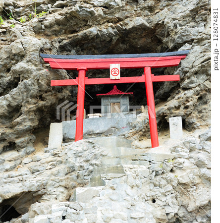 北海道初山別村の金比羅神社 128074831