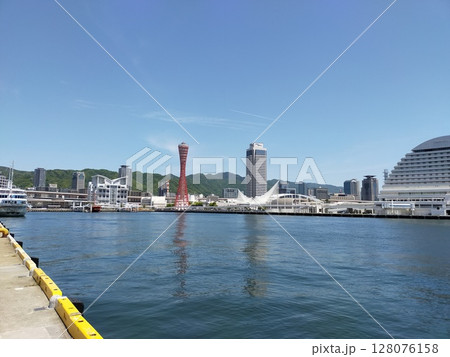 神戸港 128076158