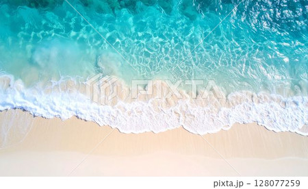 上から見た南国の青い海　白い砂浜に打ち寄せる波 128077259