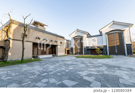 滋賀県長浜市 長浜市曳山博物館 滋賀県長浜市 長浜市曳山博物館 128080384