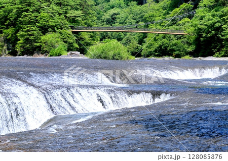 夏の吹割の滝 夏の吹割の滝 128085876
