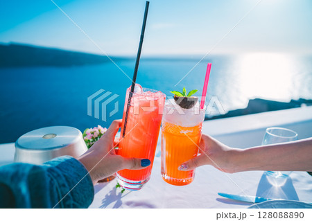 2025年のサントリーニ島の美しい風景 2025年のサントリーニ島の美しい風景 128088890