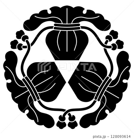 家紋です。三つ瓶子と言います。 128093614