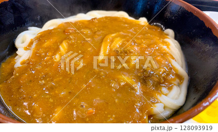 牧のうどんのカレーうどん 128093919