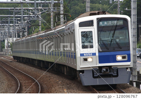 ［SI］西武池袋線6000系50番台／アルミ車（快速：東京メトロ副都心線直通） 128096767