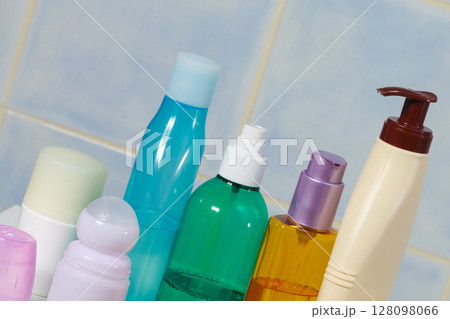 Toiletries in bathroom on shelf 128098066