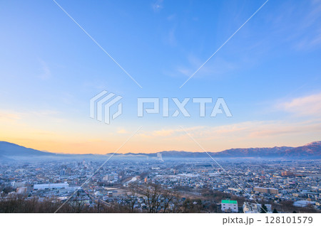 希望に満ち溢れた世界 128101579