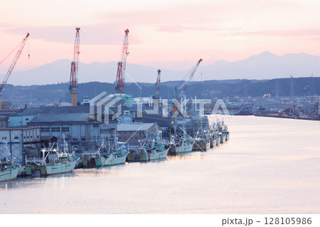 八戸魚市場 第二市場(青森県八戸市) 八戸魚市場 第二市場(青森県八戸市) 128105986